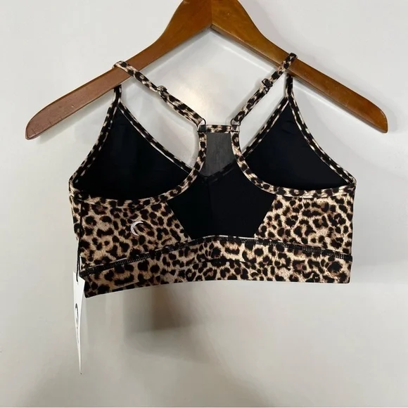 Zyia Active Leopard Brilliant Mesh Bra & Leopard Brilliant Double Scrunch Shorts